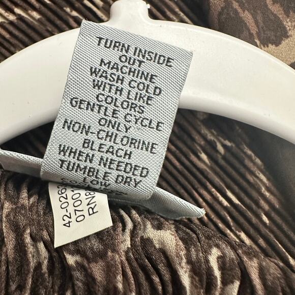 Catherines Womens Crinkle Tunic Top Size 3XWP Animal Print Beaded Bold Basics - Picture 4 of 7